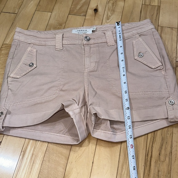 Torrid Shorts - Picture 5 of 8